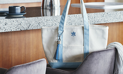 ハレクラニ ロゴ